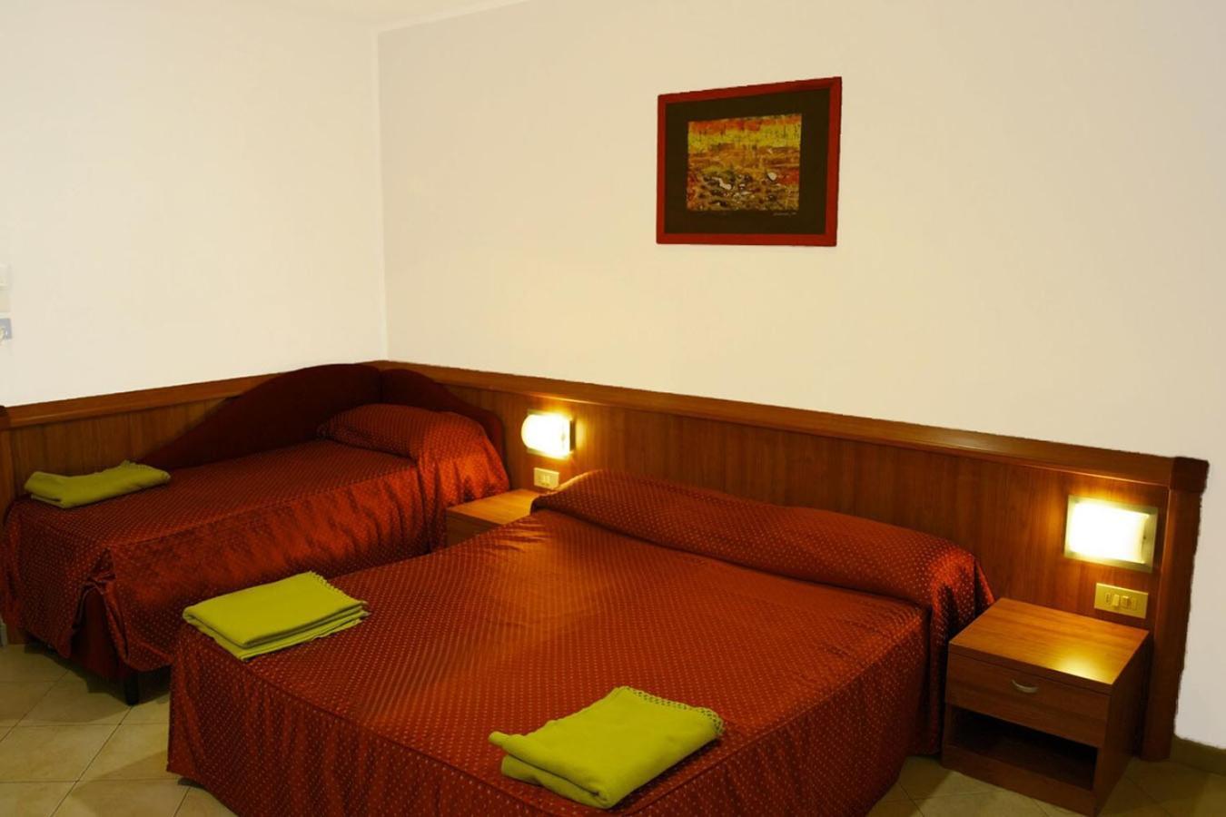 Hotel Bengasi Rimini Buitenkant foto