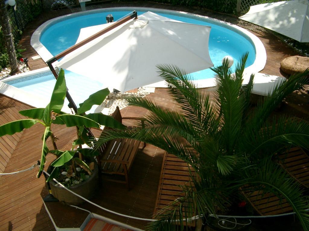 Hotel Bengasi Rimini Buitenkant foto