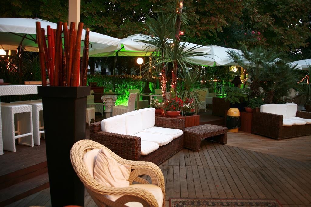 Hotel Bengasi Rimini Buitenkant foto